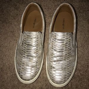 Snakeskin print slip ons